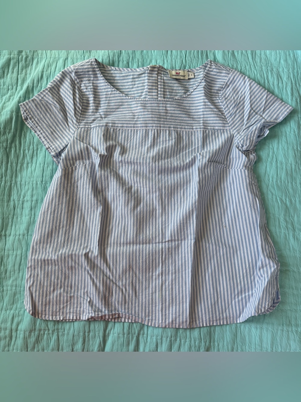 Vineyard Vines Blue and White Striped Blouse Small